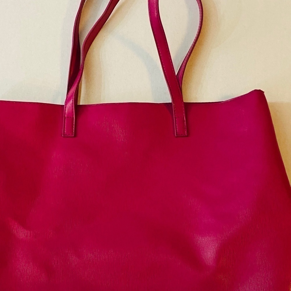 Elizabeth Arden Hot Pink Floral Appliqué Shoulder Tote - Picture 5 of 7